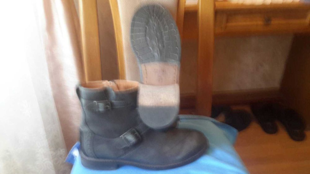 Кожаные ботинки, полусапожки clarks на стопу 29 см.