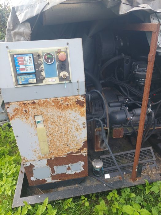 Silnik John Deere