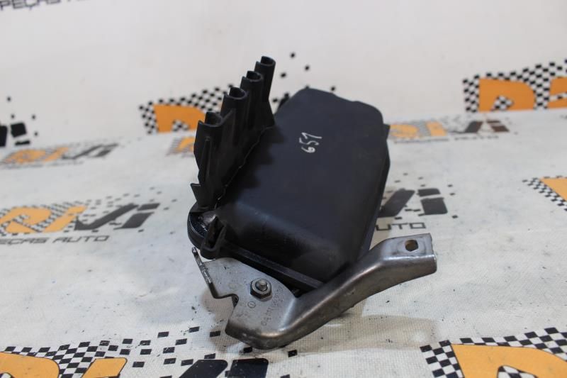 Depressor dos travões / bomba de vácuo MERCEDES-BENZ Classe C (W204)