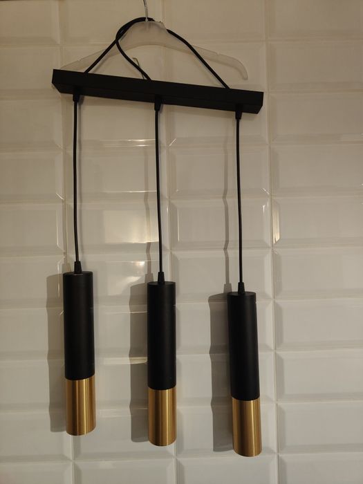 Lampa z 3punktowym oświetleniem