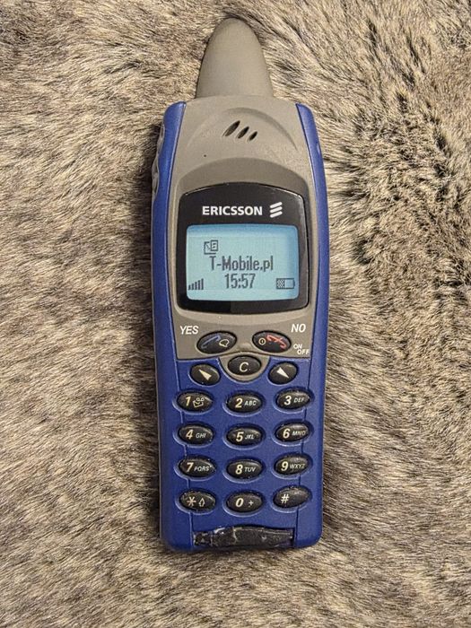 Telefon komórkowy  Ericsson R310s !