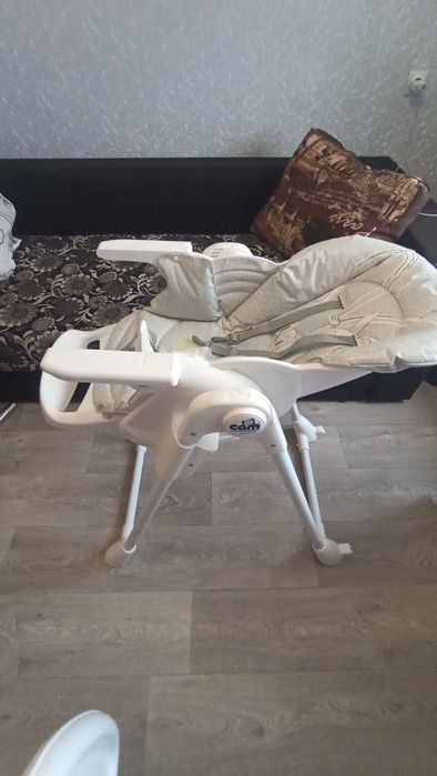 Стул для кормления