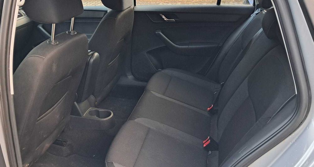 Auto osobowe Skoda Rapid