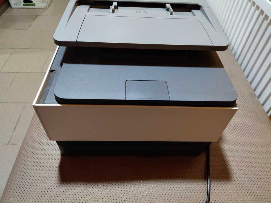 Прінтер-сканер-ксерокс HP OfficeJet Pro 8020All-in-One в новому стані!