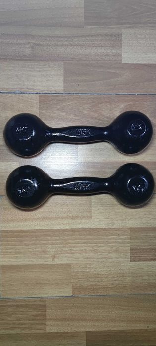 Продам гантели и 4блина