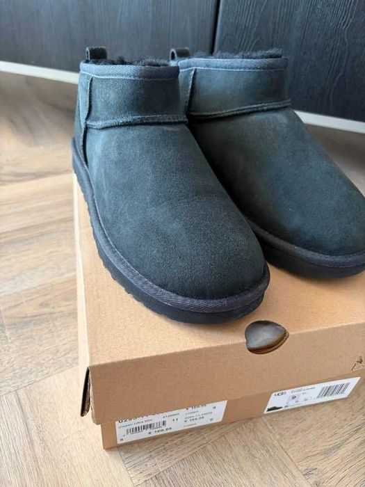 UGG Classic Ultra mini R.38