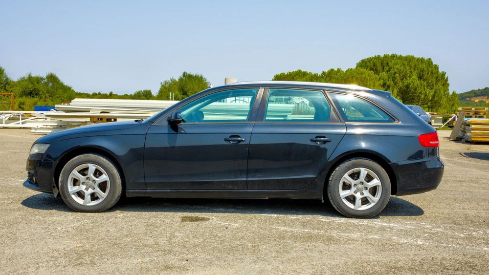Audi A4 Avant 2.0 TDI DPF multitronic Ambition foto 3