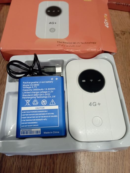 Продам потужний 4g модем-роутер під сім-карту