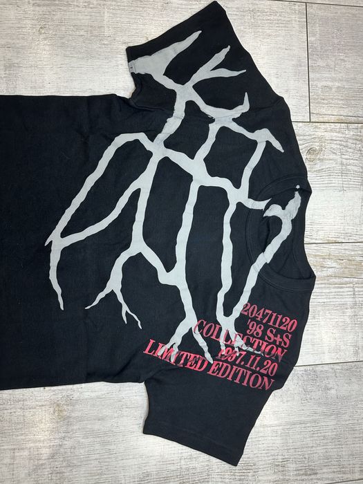 20471120 SS98 “Yikes” Evangelion Veins Футболка VERY RARE