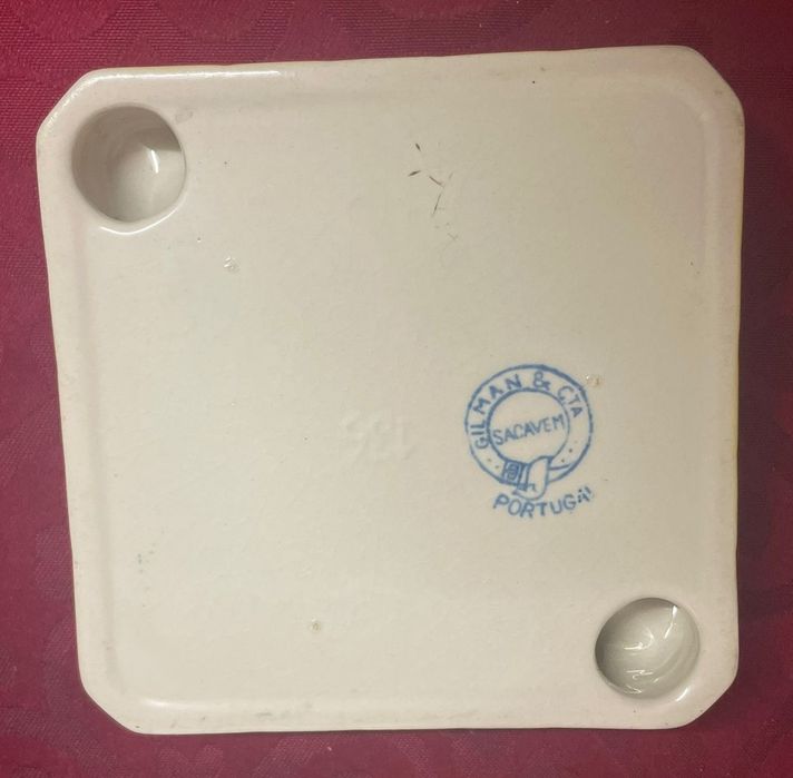 Cinzeiro em faiança Sacavém