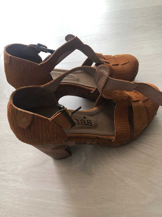 Sandálias Cubanas