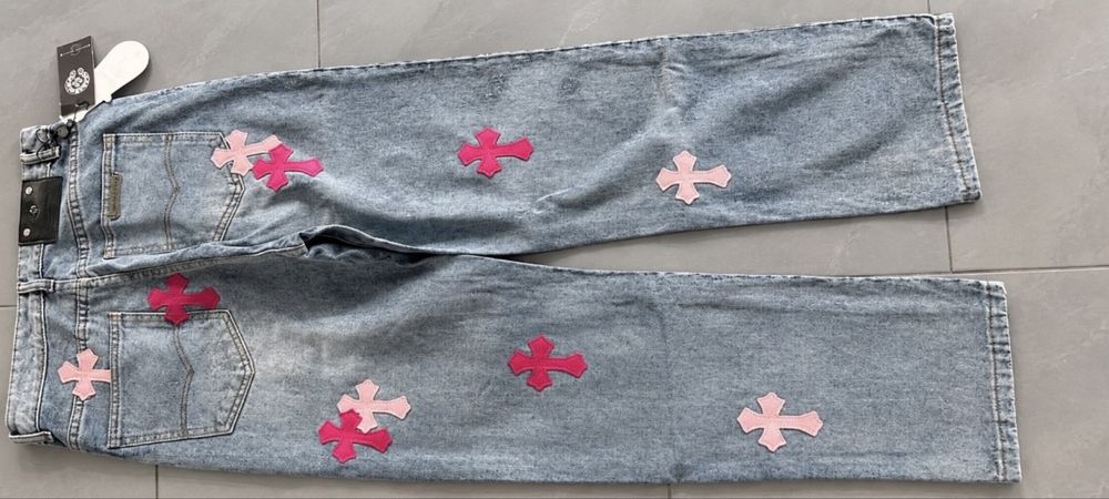 Jeansy chrome hearts