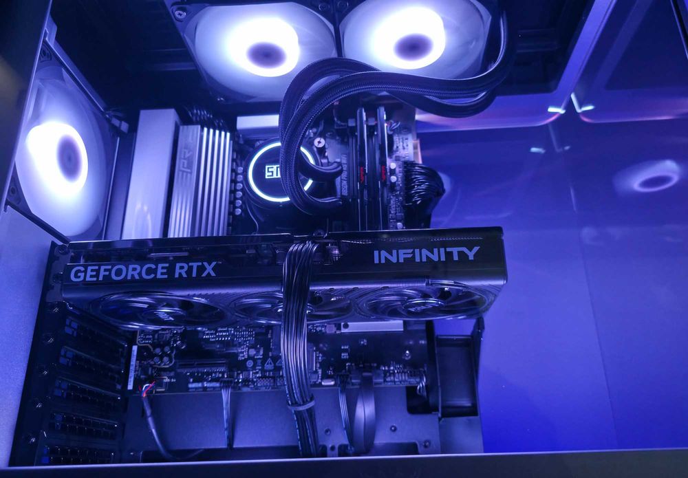 Komputer gamingowy Ryzen 7 7800X3D, RTX 5070, DDR 5 32gb 6000m, M2 1Tb