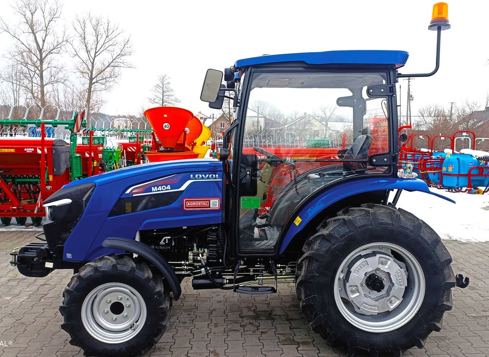 Lovol M404 płaska podłoga AC Silnik 4 cylindry  M254  M504 kredyt 0%