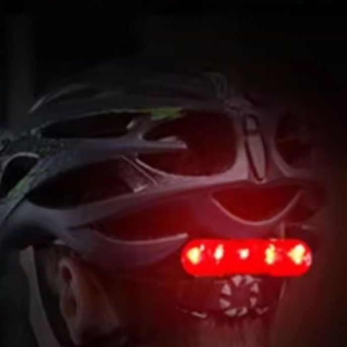 Для дитини на самокат безпека руху