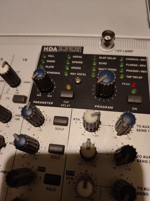 Микшерный пульт Ponic sonic station 16