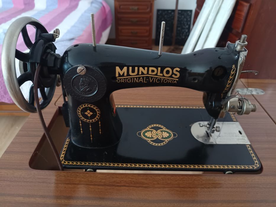 Máquina costura Mundlos original victoria