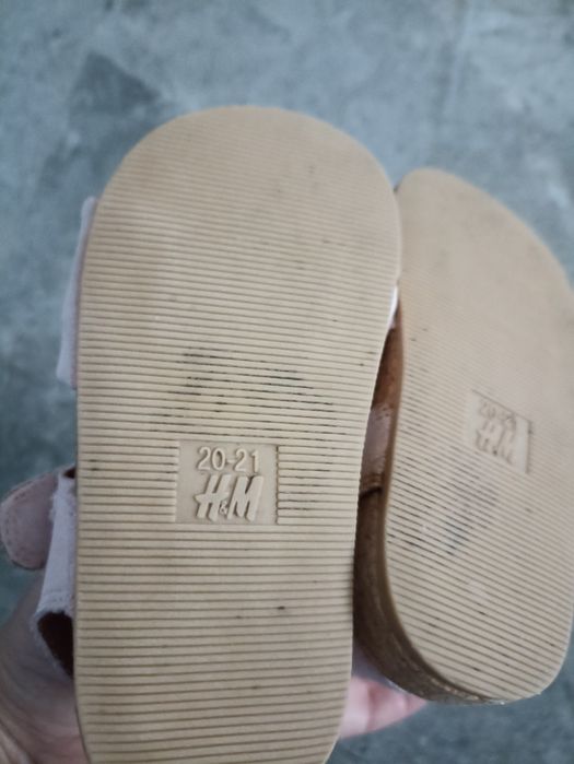 Босоніжки сандалі і h&m,next