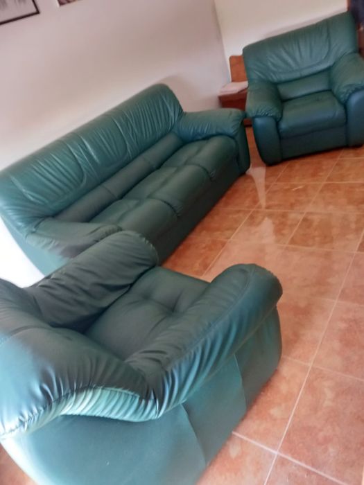 Sofá de sala em cabedal