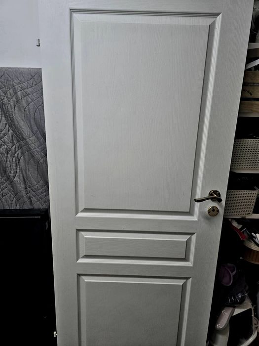 Drzwi wewnętrzne białe 80 lewe. Stan bardzo dobry