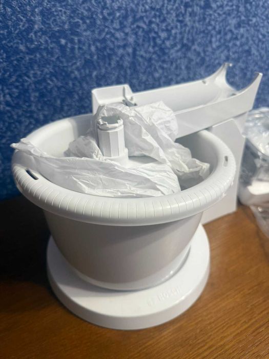 Продам Міксер Bosch MFQ36490