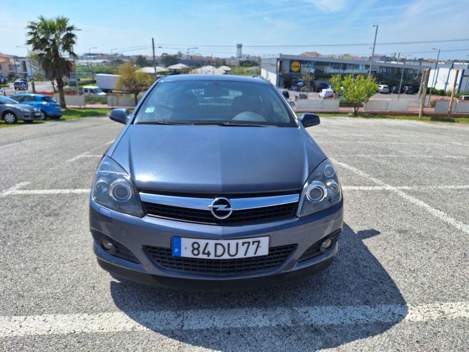 Opel Astra GTC 1.7 125cv Comercial