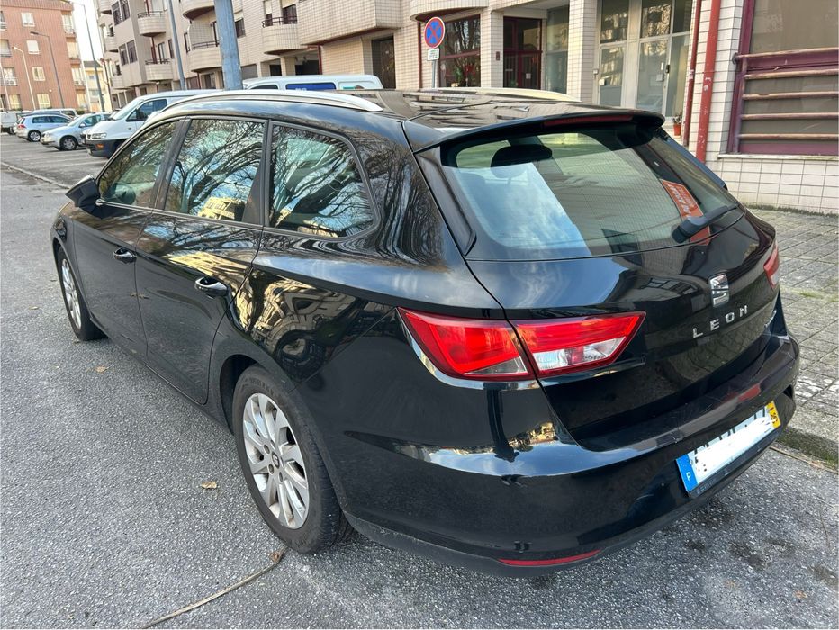 Seat Leon ST 1.6Tdi 110cv - Nacional/particular