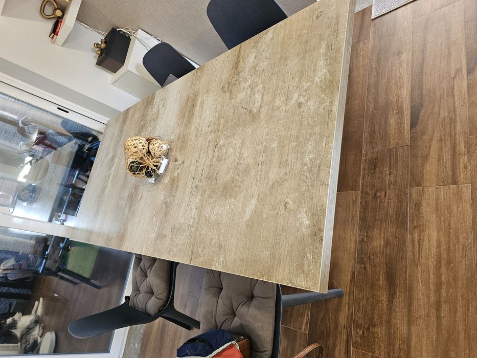 Mesa de jantar extensível