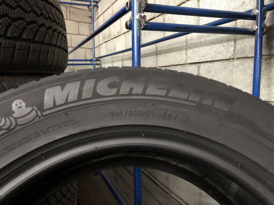 Літні шини 215/60 R17 MICHELIN