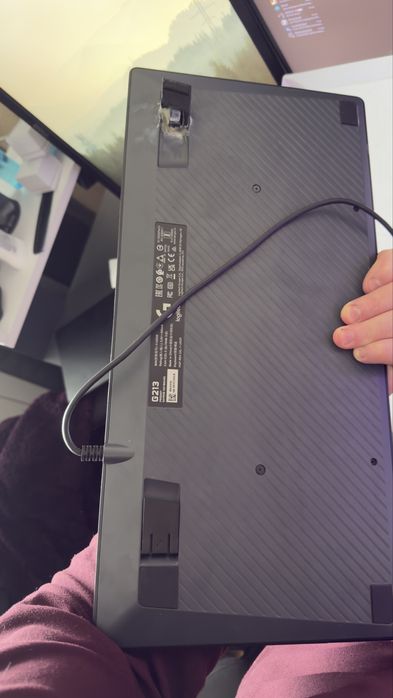 Продам клавиатуру