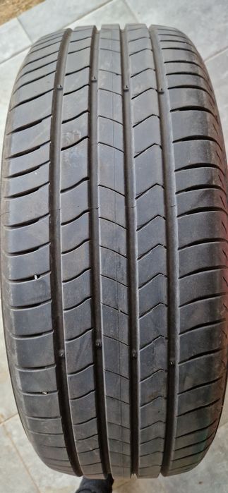 Sprzedam  opony 215x60 R17 4 sztuki