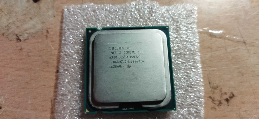 Vários processadores Intel e Amd socket 775 H-PBGA479/8 Socket 46264584569184898123