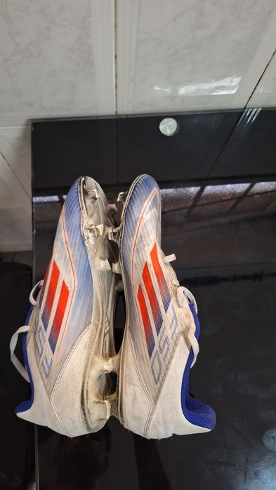 Chuteiras adidas F50 Club Fg
