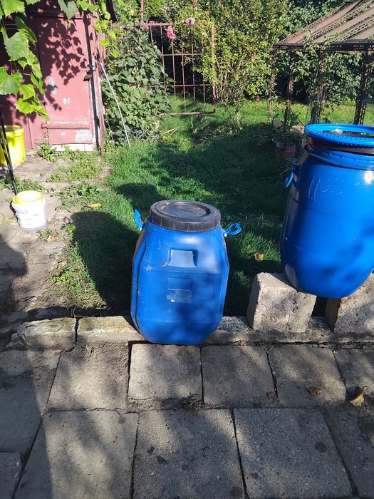 Beczka plastikowa mala ok 60 l