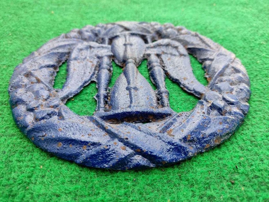 Par de peças em ferro vazado ou fundido pintados em azul