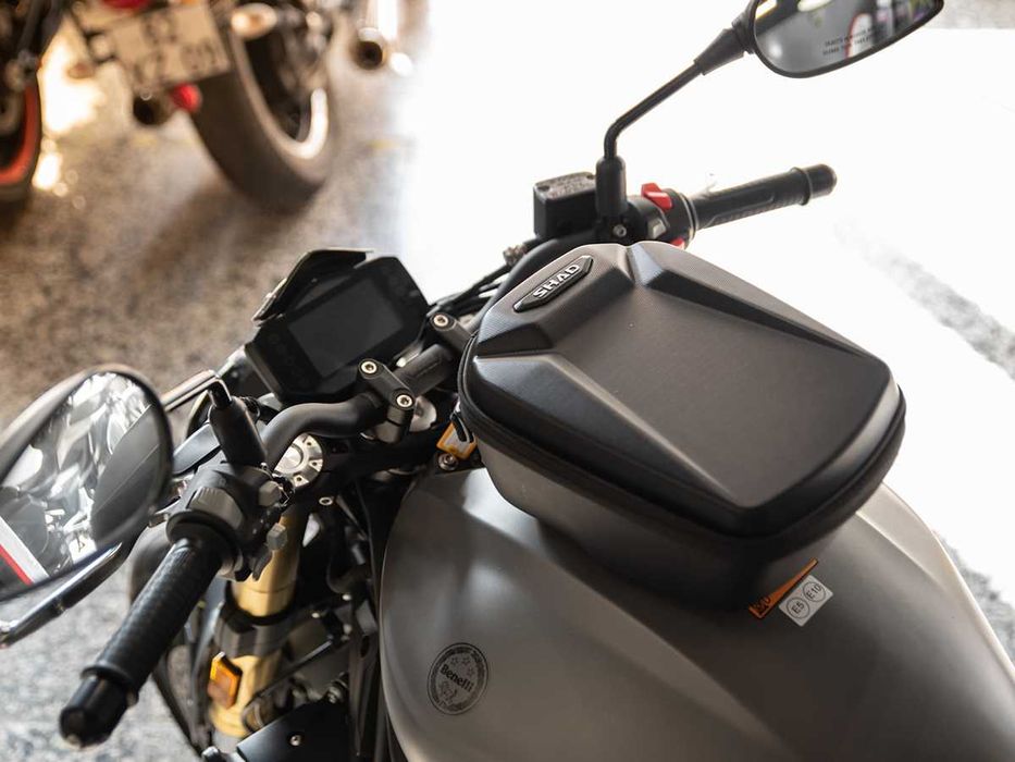 Benelli 752S em estado novo Ano 2024 com 3351 Kms e Extras