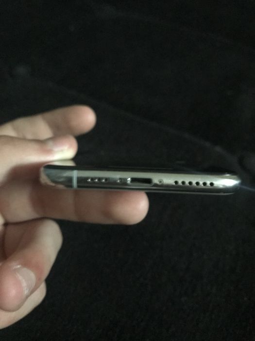 Iphone xs              .