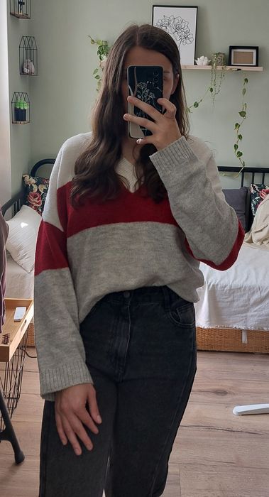 Sweter stradivarius pasy