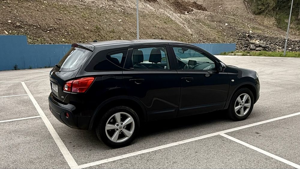 Nissan Qashqai 2.0dci - Automático - Full extras