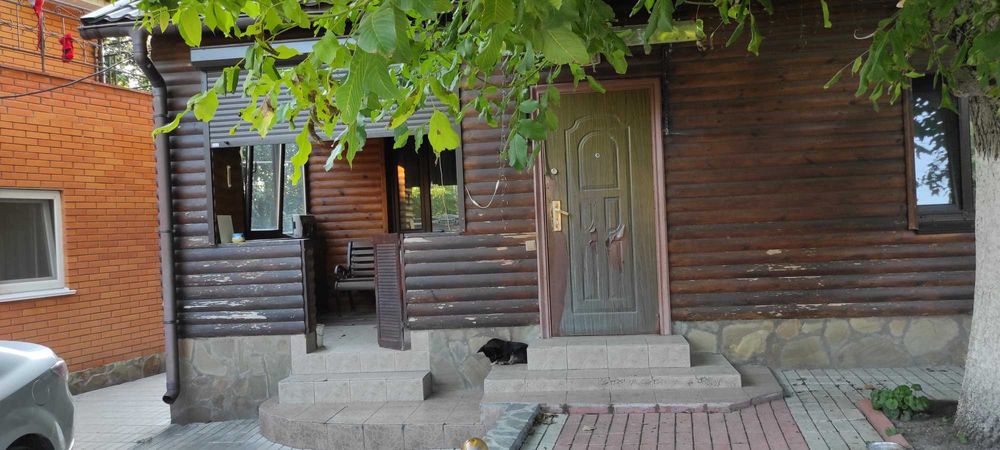 От хозяина. Крюковщина, продажа 2 домов с гаражём и участком