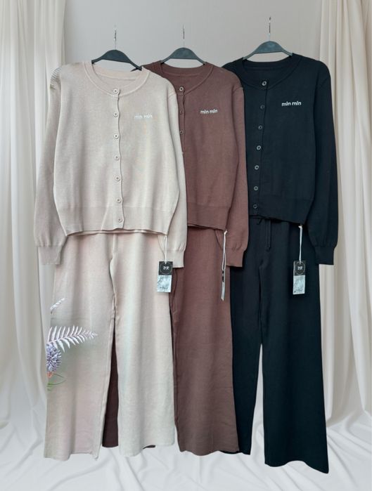 Трикотажний костюм кофта на гудзики класна якість