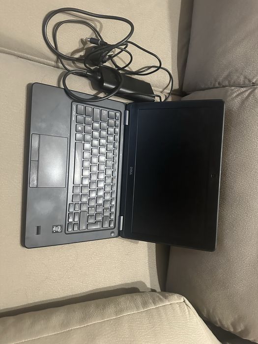 Dell 7250 em otimo estado i5 pro