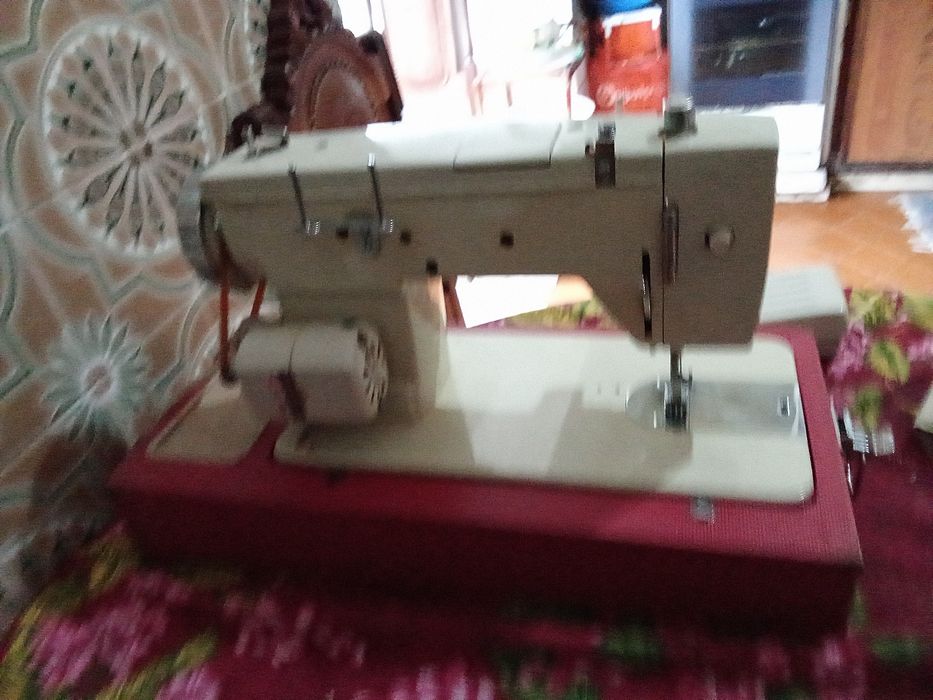 Maquina de costura