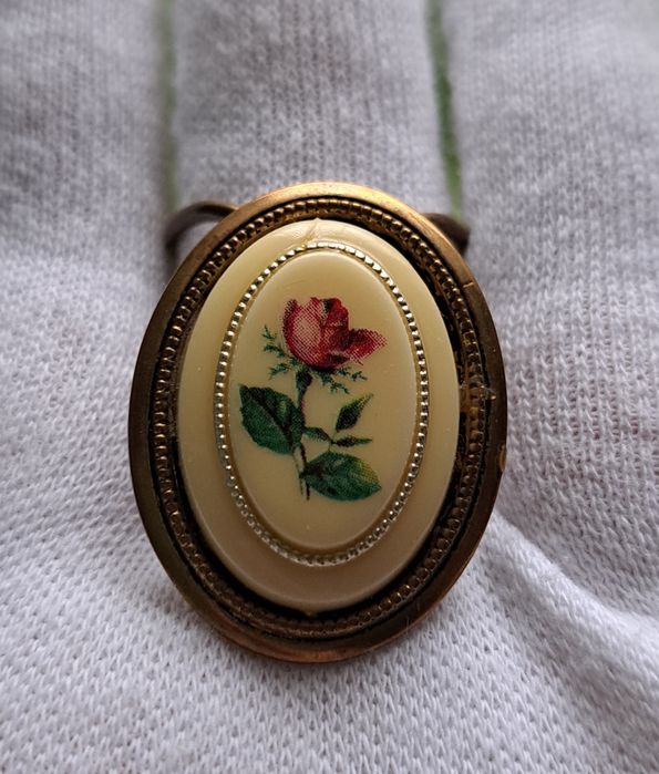 Apaszetka z różą vintage klips zapinka spinka do apaszki chusty