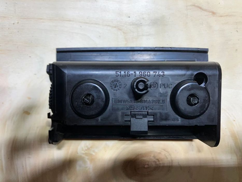 popielniczka bmw e36 coupe cabrio 1960743 1960742