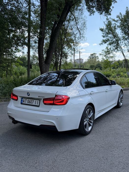 BMW 3 Series 2015 VIN WBA8E9G59GNT46018 фото оголошення 10 з 22