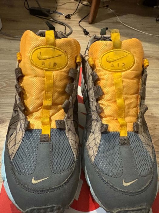 Nike górskie-rozmiar 42 (wkładka 26.5 cm)