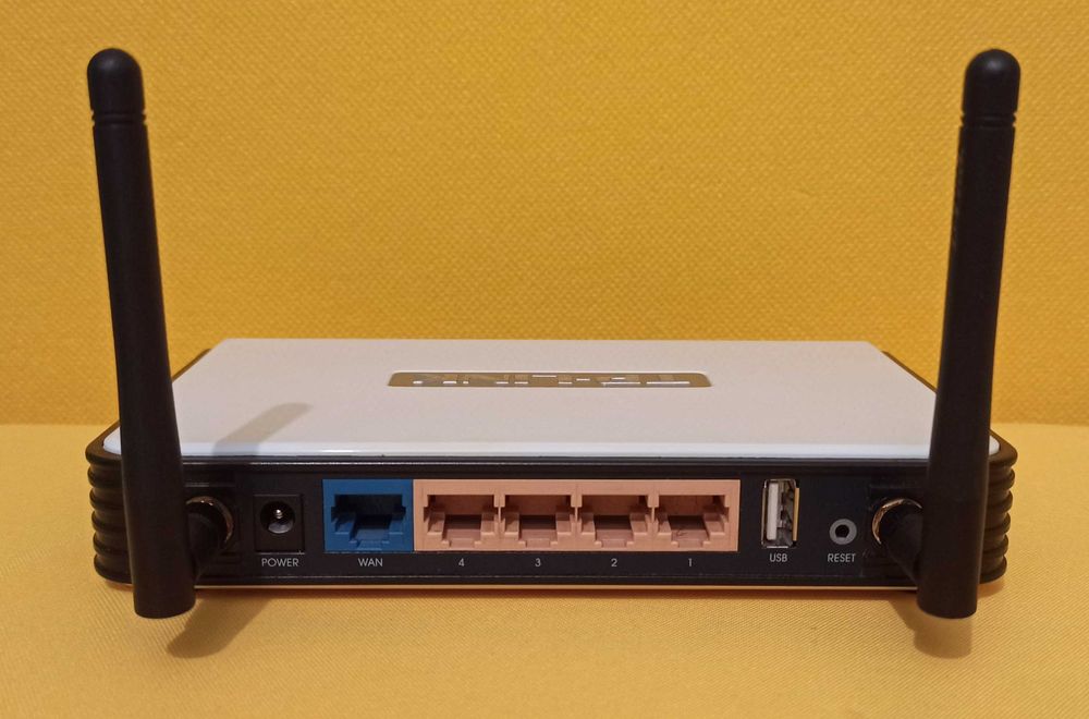 Wi-Fi роутер TP-LINK TL-MR3420 (USB/3G/3.75G)