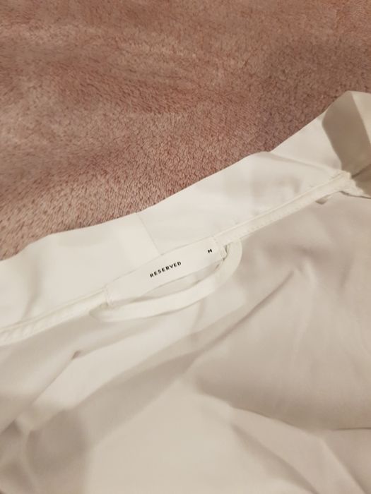 Biały szlafrok i kapcie dla Panny Młodej