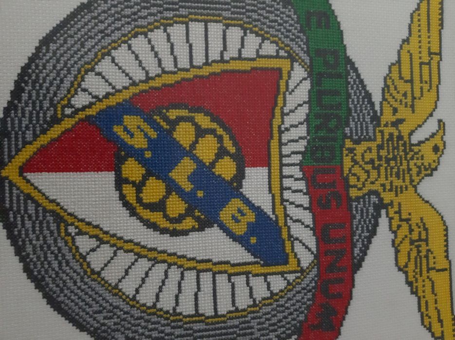 Quadro Benfica em ponto cruz